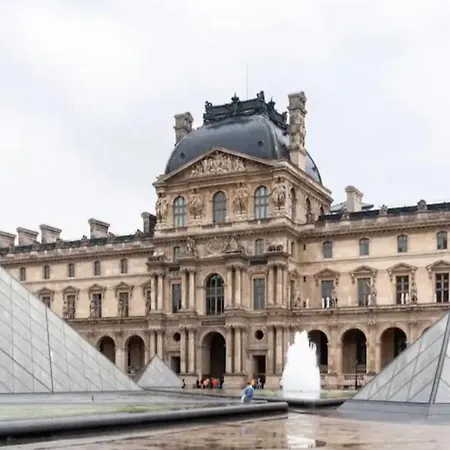 Modern House Paris
